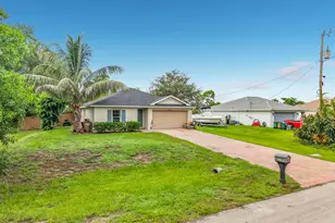 4306 NE 24th Pl, Cape Coral, FL 33909 - Photo 11