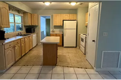 258 SW Bridgeport Drive, Port Saint Lucie, FL 34953 - Photo 3