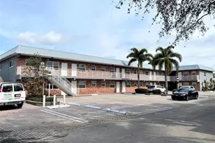 853 SE 4th Ct, Deerfield Beach, FL 33441 - Photo 1