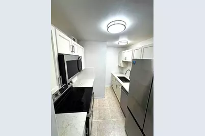1020 Crystal Lake Drive #103, Deerfield Beach, FL 33064 - Photo 1