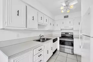 13721 Flora Pl, Delray Beach, FL 33484 - Photo 13