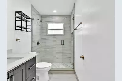 222 NE 9th Avenue, Deerfield Beach, FL 33441 - Photo 37