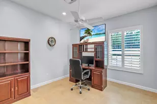 688 SW Lake Charles Cir, Port Saint Lucie, FL 34986 - Photo 25