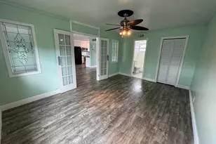 721 Lori Dr, Palm Springs, FL 33461 - Photo 13