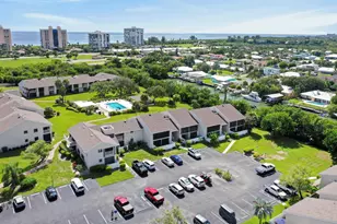 3212 S Lakeview Cir, Fort Pierce, FL 34949 - Photo 27