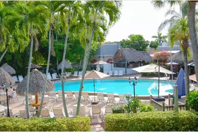 2555 9th Street N #152, Naples, FL 34103 - Photo 9