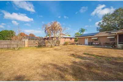 1686 SE Biddle Lane, Port Saint Lucie, FL 34983 - Photo 15