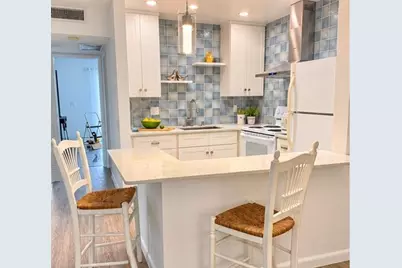 500 Village Green Circle W #310, Palm Springs, FL 33461 - Photo 3