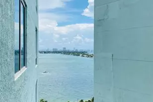 1900 N Bayshore Dr, Miami, FL 33132 - Photo 9
