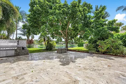 6328 Stonehurst Circle, Lake Worth, FL 33467 - Photo 35