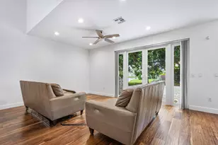 6328 Stonehurst Cir, Lake Worth, FL 33467 - Photo 11