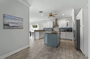 1220 Bonefish Ct, Fort Pierce, FL 34949 - Photo 5