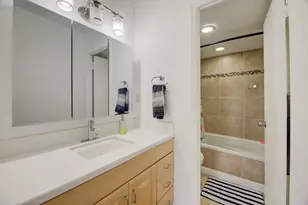 7081 Environ Blvd, Lauderhill, FL 33319 - Photo 23