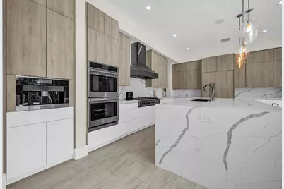 216 NW 11th Street, Boca Raton, FL 33432 - Photo 13