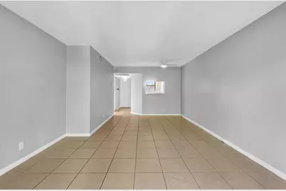 21904 Lake Forest Circle #202, Boca Raton, FL 33433 - Photo 9