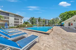 1701 Whitehall Dr, Davie, FL 33324 - Photo 3