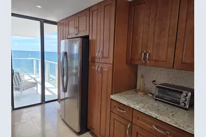 1000 S Ocean Boulevard #8A, Pompano Beach, FL 33062 - Photo 11