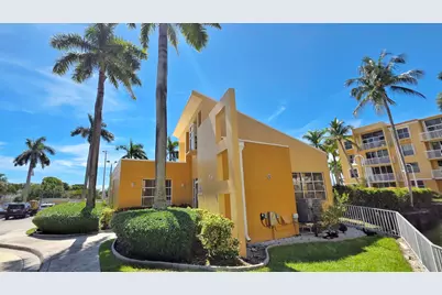 1341 SE 3rd Avenue #307, Dania Beach, FL 33004 - Photo 3