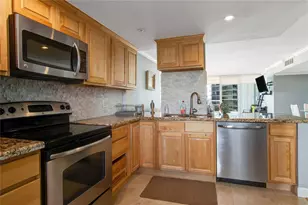 2200 NE 33rd Ave, Fort Lauderdale, FL 33305 - Photo 3