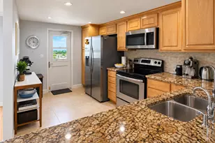 2200 NE 33rd Ave, Fort Lauderdale, FL 33305 - Photo 3
