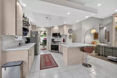 8390 E Garden Oaks Circle, Palm Beach Gardens, FL 33410 - Photo 5