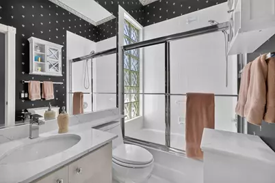 8390 E Garden Oaks Circle, Palm Beach Gardens, FL 33410 - Photo 13
