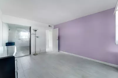 173 Valencia H, Delray Beach, FL 33446 - Photo 15