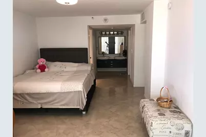 290 174th Street #L18, Sunny Isles Beach, FL 33160 - Photo 3