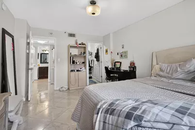 290 174th Street #L18, Sunny Isles Beach, FL 33160 - Photo 15