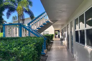 209 Camden I, West Palm Beach, FL 33417 - Photo 3
