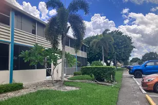 209 Camden I, West Palm Beach, FL 33417 - Photo 5