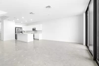 702 Cypress Grove Drive #702, Pompano Beach, FL 33069 - Photo 7