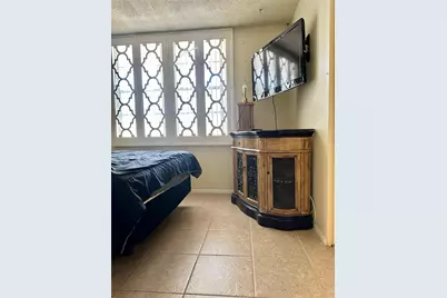 4899 NW 26th Court, Lauderdale Lakes, FL 33313 - Photo 15