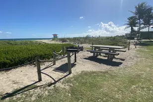 2860 NE 14th St St, Pompano Beach, FL 33062 - Photo 13