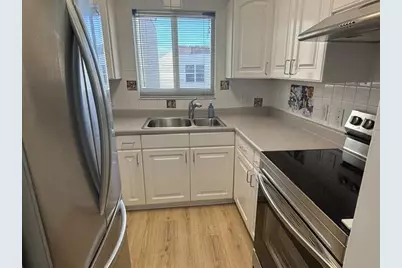2860 NE 14th St Street #404D, Pompano Beach, FL 33062 - Photo 5