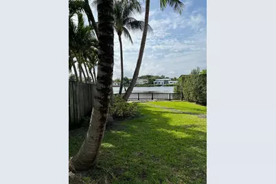 2390 NE 199th Street, Aventura, FL 33180 - Photo 5