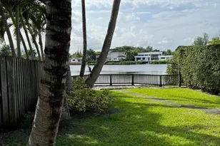 2390 NE 199th St, Aventura, FL 33180 - Photo 5