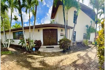 2390 NE 199th Street, Aventura, FL 33180 - Photo 9