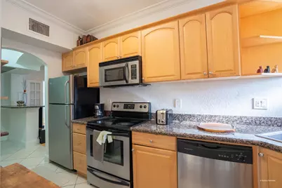 403 NE 16th Avenue #Apt 7, Fort Lauderdale, FL 33301 - Photo 9