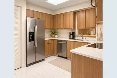 6585 Kensington Lane #102, Delray Beach, FL 33446 - Photo 5
