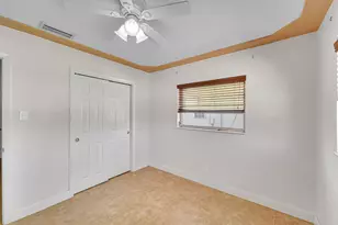 7255 NW 8th Ct, Margate, FL 33063 - Photo 11