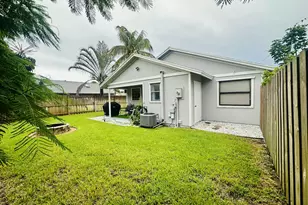 8715 Sol Terrace, West Palm Beach, FL 33403 - Photo 21
