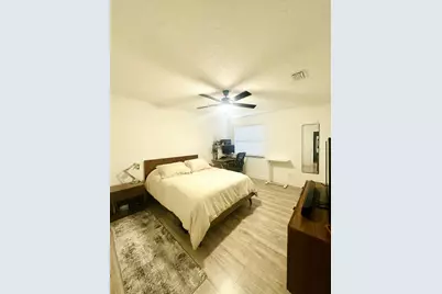 8715 Sol Terrace, West Palm Beach, FL 33403 - Photo 11