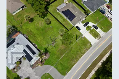590 NW Bayshore Boulevard, Port Saint Lucie, FL 34983 - Photo 9