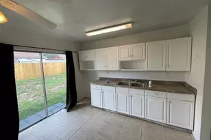 1104 W 24th St, Riviera Beach, FL 33404 - Photo 15