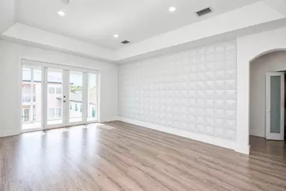 8833 NW 178th Street, Hialeah, FL 33018 - Photo 27