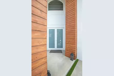 8833 NW 178th Street, Hialeah, FL 33018 - Photo 3
