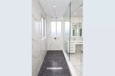 8833 NW 178th Street, Hialeah, FL 33018 - Photo 39