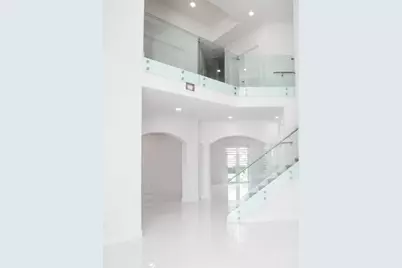 8833 NW 178th Street, Hialeah, FL 33018 - Photo 7