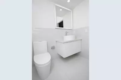 8833 NW 178th Street, Hialeah, FL 33018 - Photo 15